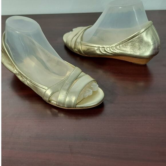 Cole Haan Air Amari Wedge Heel Women's Sz 7.5 B Metallic Gold Open Toe Shoes - Picture 11 of 16